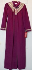 VTG NWT KOMAR Purple LS Long Robe M Zip Front Lace Trim USA Triacetate/Poly