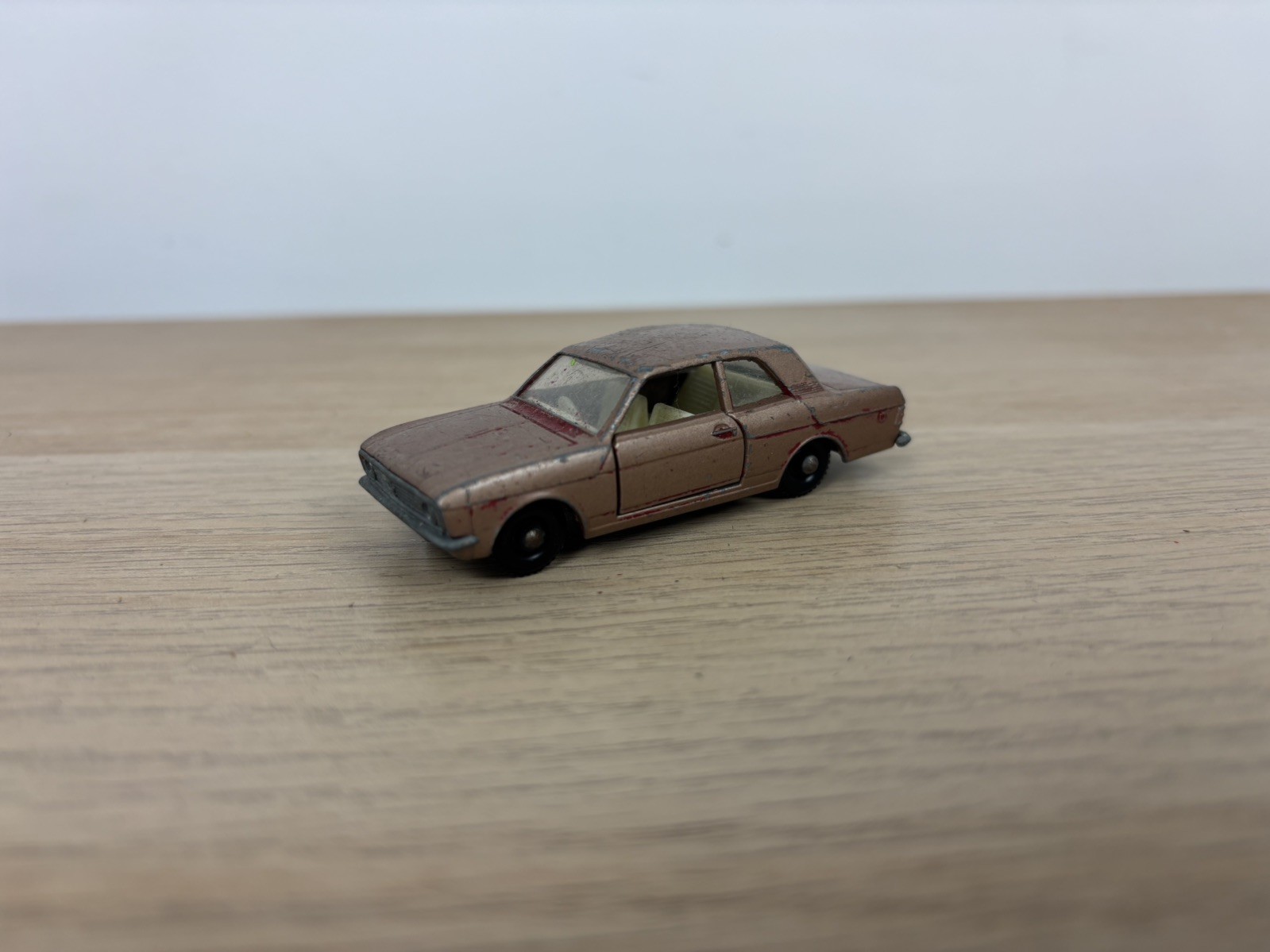 Matchbox 75a, Ford Thunderbird - Free Price Guide & Review