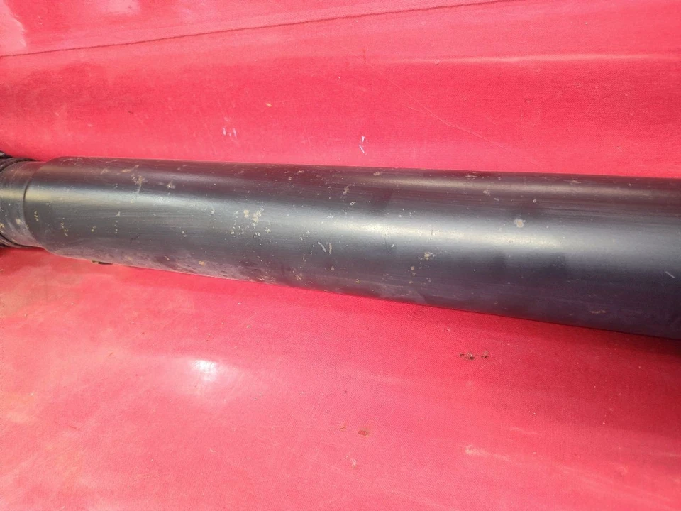 Lexus IS250 2009-2013 tracción en las cuatro ruedas AWD sedán hélice del eje de transmisión trasero - 82 k Foto 3 de 4