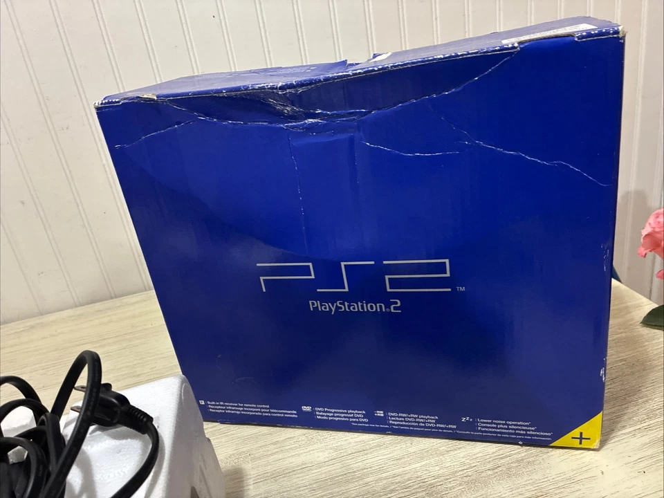 PlayStation 2 With Box 2 Controllers 3 Memory Cards And 1 Game Complete Set - Image 3 of 4