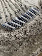 Taylormade 2011 Tour Preferred CB Iron Set 4-PW Regular Flex Steel