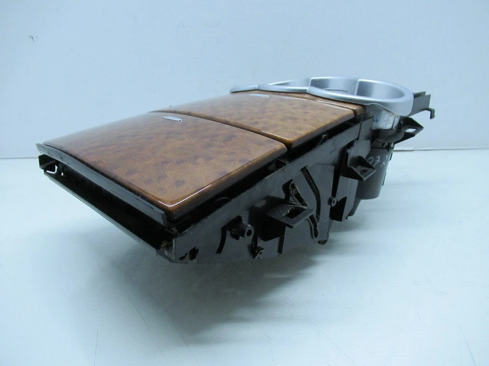 06-09 MERCEDES-BENZ W251 R350 中心控制台杯架托盘 原始设备制造商 — 第 4/4 张图片