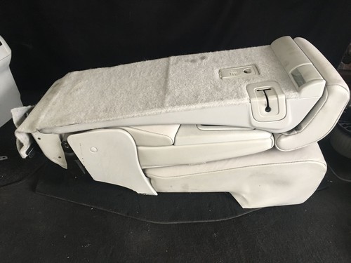 2009 Lexus RX350 2ND Row Rear Middle Jump Seat W/Console Arm Rest & Cup Holder - Imagen 5 de 6