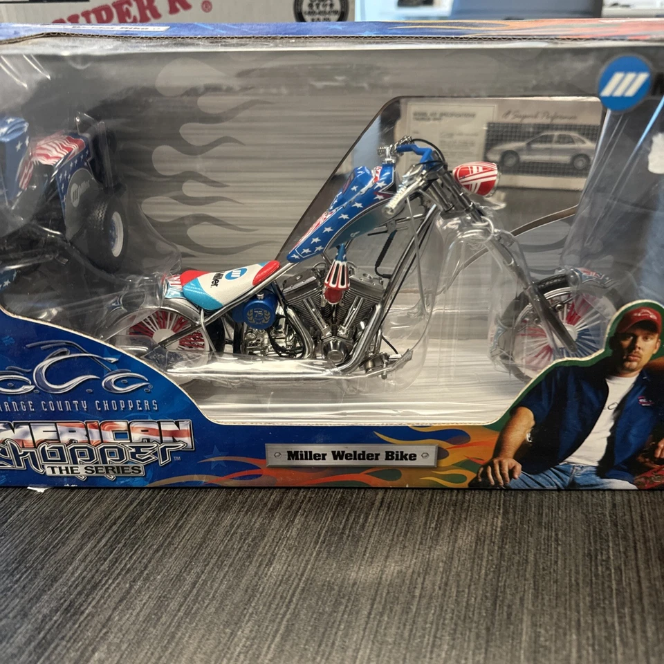 American Chopper The Series Miller Welder Bike Motorcycle New in Box 1:10 Scale - Image 3 of 4