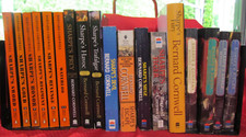 Lot of 18 BERNARD CORNWELL Books Sharpe Serie...