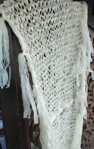 White Comfy Light Scarf/Shawl + FREE SHIPPING 😊 - Picture 2 of 3