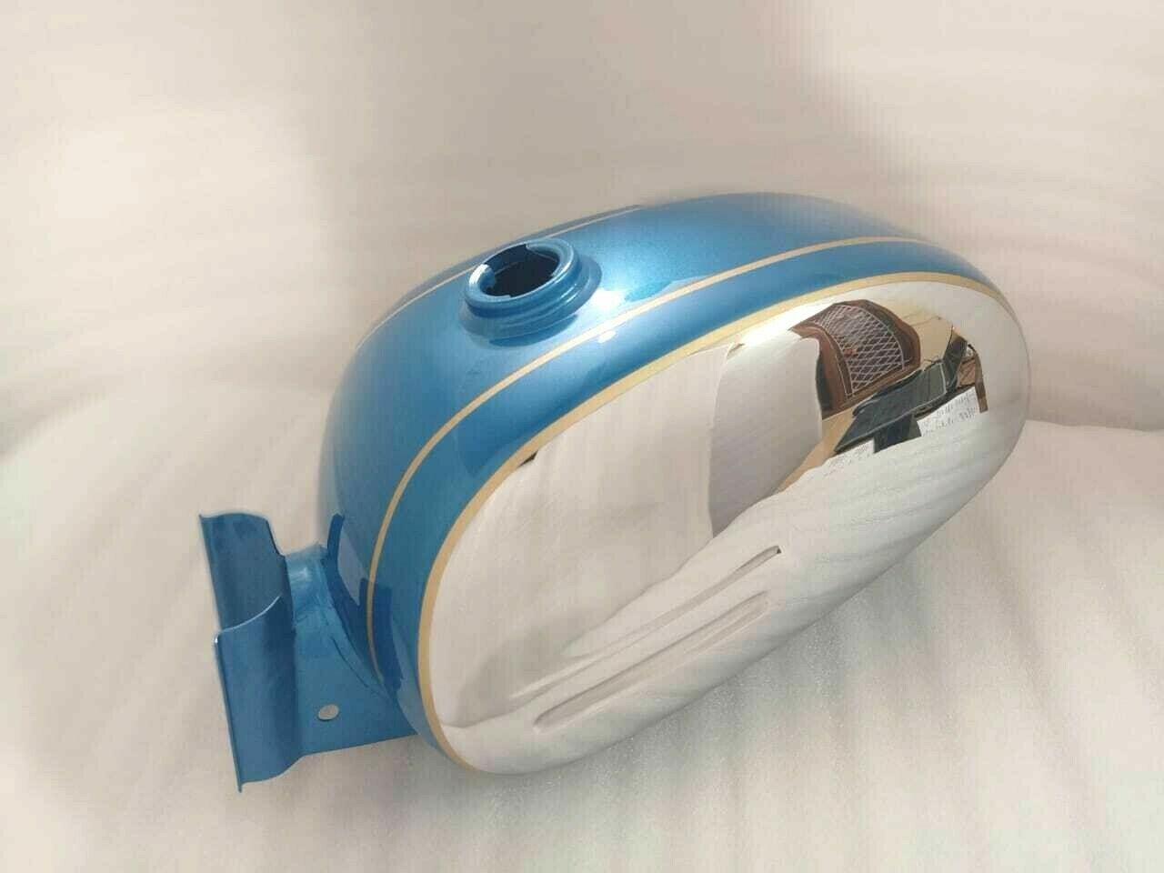 Foto 1 di 9