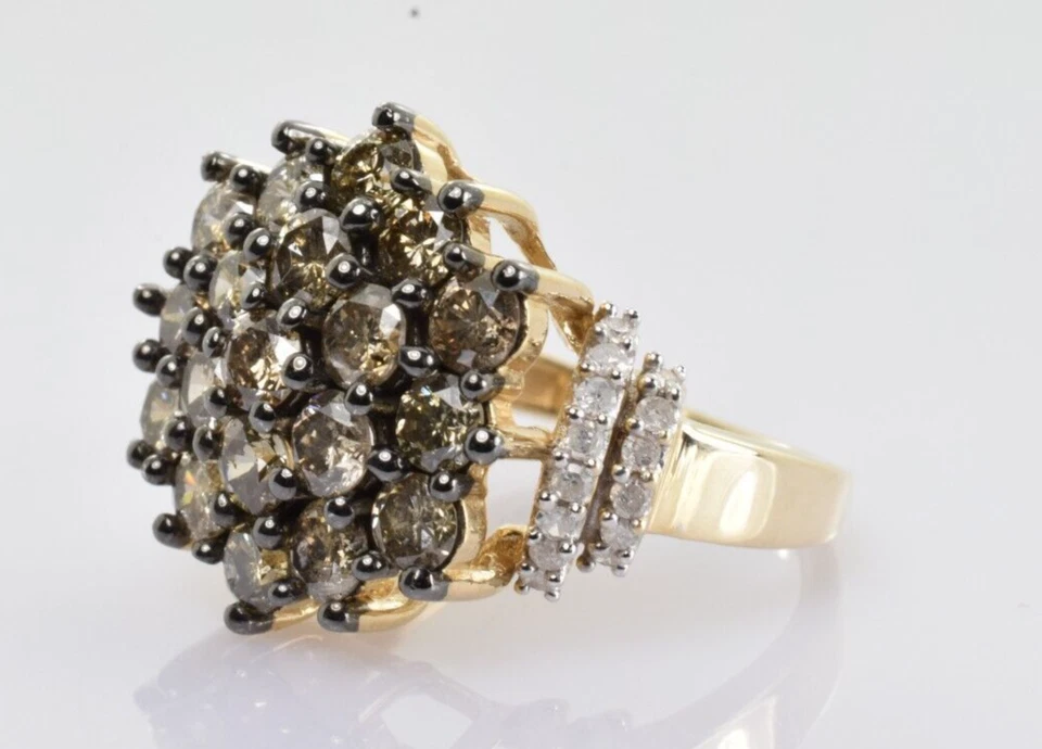 Congac Diamond Cluster Ring Ring in 10k Yellow Gold 2.51 Carats Size 7 - Image 3 of 4
