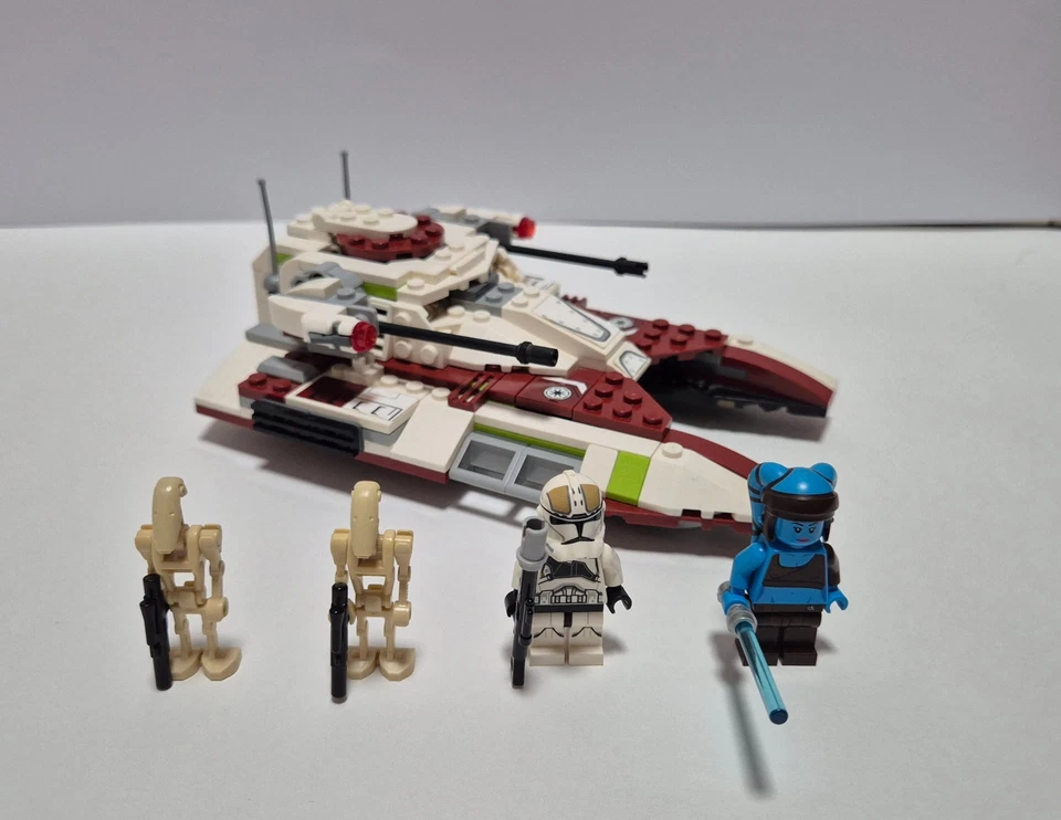 LEGO Star Wars 75182 Republic Fighter Tank, foto 1 de 5
