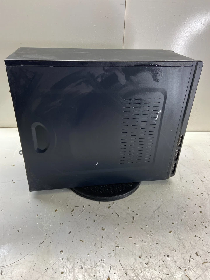 Retro Cooler Master mATX Gaming Case - Image 2 of 4