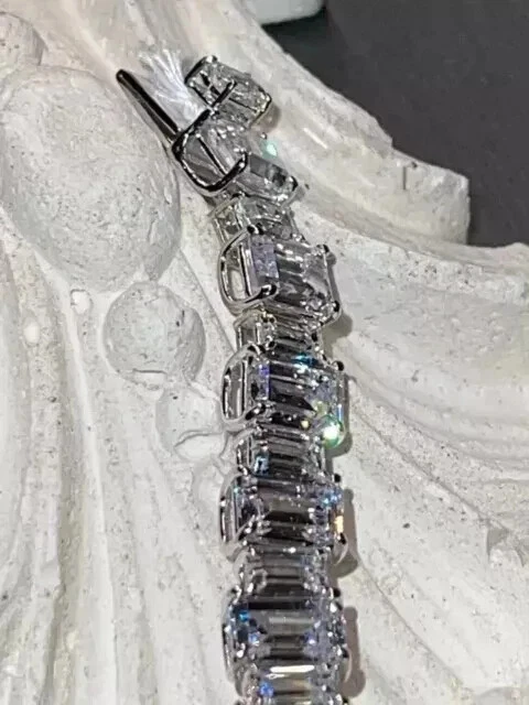 15CT Lab Created Diamond Emerald Cut Tennis Bracelet 8.5" 14K White Gold Plated - Image 3 of 4
