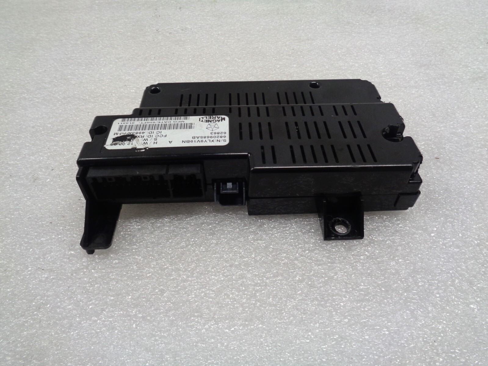 2014-2017 Maserati Ghibli Telematic Communication Control Module OEM AK2308297