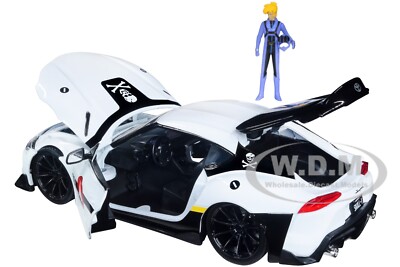 2020 TOYOTA SUPRA WHITE & ROY FOCKER FIGURE ROBOTECH 1/24 DIECAST