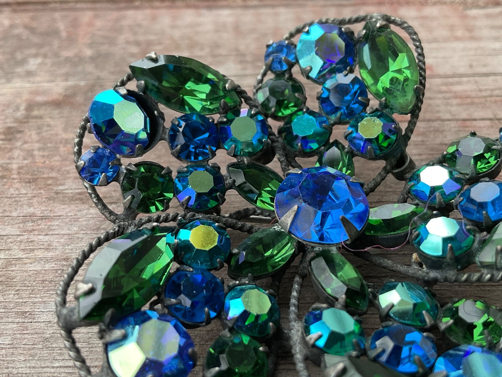 AMAZING Regency Unsigned Large Blue Rhinestone Fl… - image 5