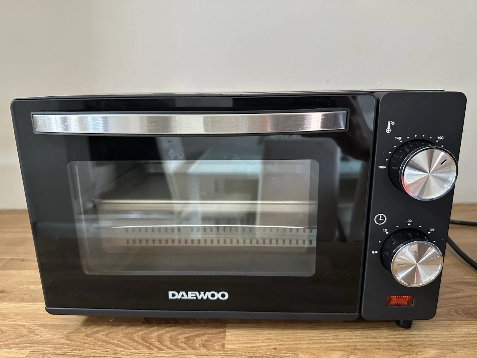 Daewoo SDA2608 12L Electric Oven - Black - Good Condition & Original Box