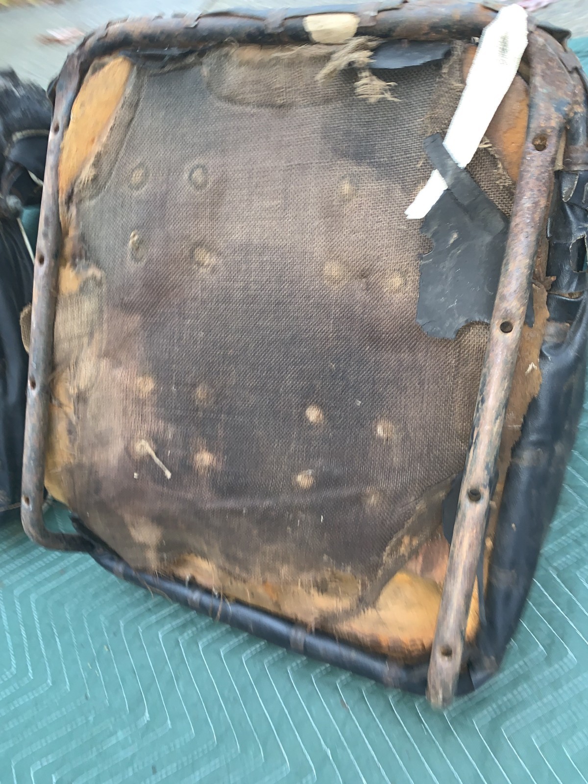 ORIG  MGB GT ROADSTER MGBGT  INTERIOR SEATS PAIR 1965 1966 1967 NOT MGA