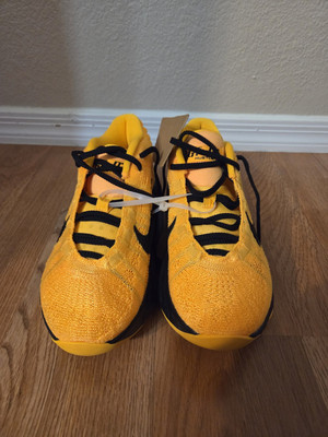 Nike Air Zoom GT Hustle 3 HM0268-800 Yellow Black Gold  display picture 3