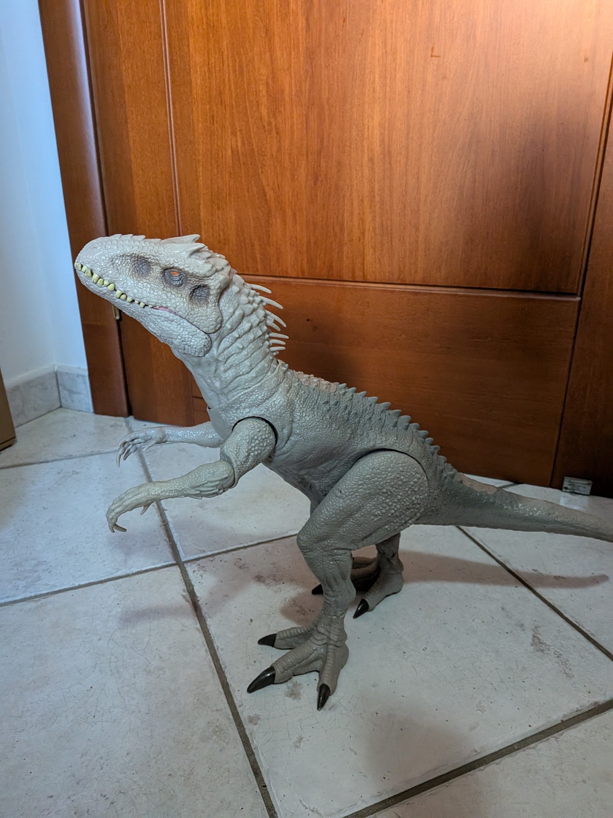 Indominus Rex Jurassic World Mattel Dinosaur Dinosauro Dinosauri park suoni dino