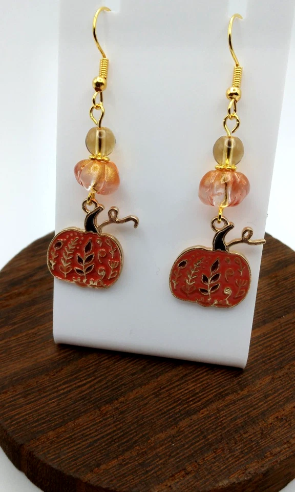 Pendientes Calabaza Esmaltada y Cuentas de Vidrio Pendientes Otoño Naranja Marrón Otoño EE. UU. Foto 3 de 3