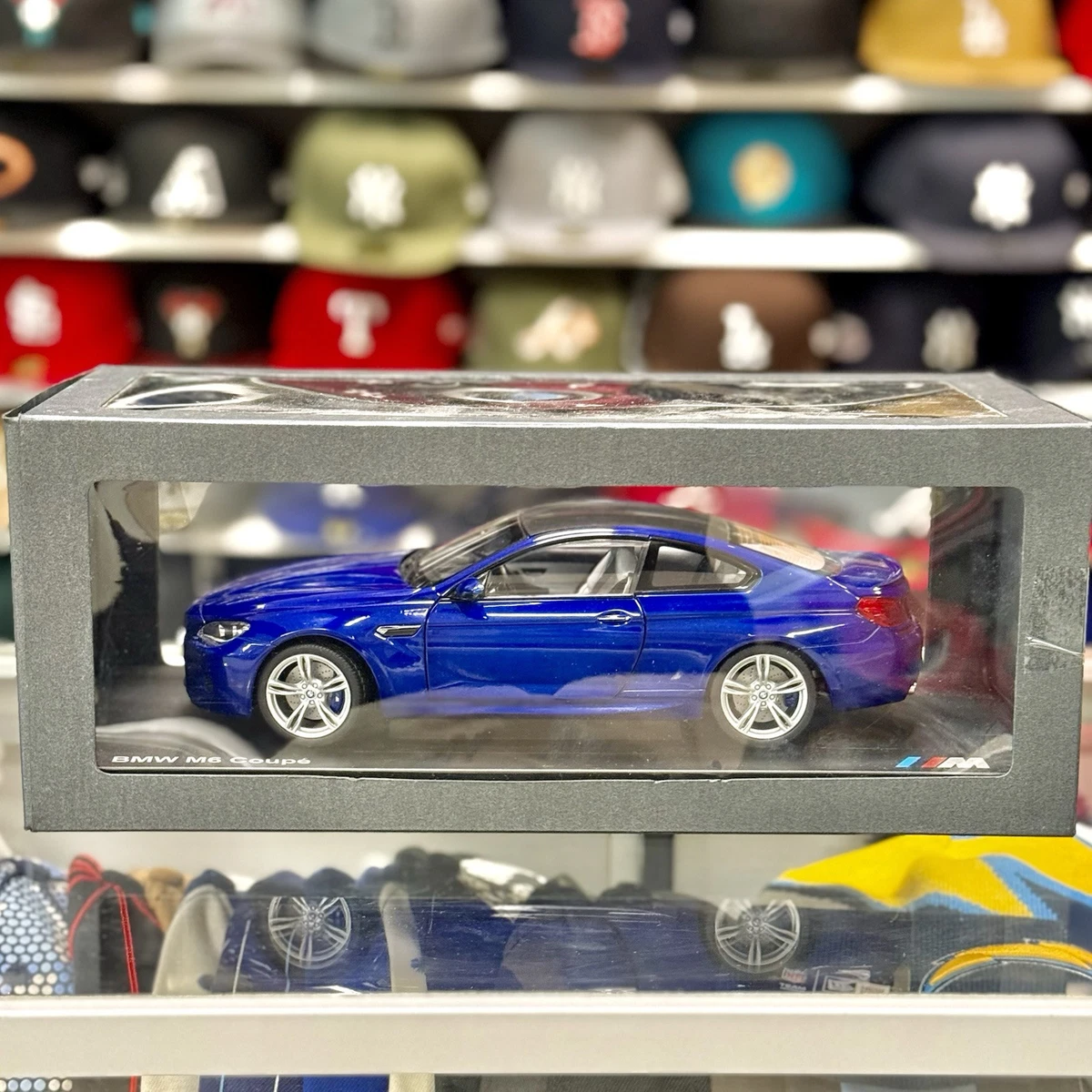 ディーラー別注1/18京商BMWm6 132445-2.jpg?v=63855435734557 ホビーラジコン