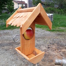Meisenknödelhalter Vogelhaus mit Schindeln Braun Wandhalter Futterhaus Spender