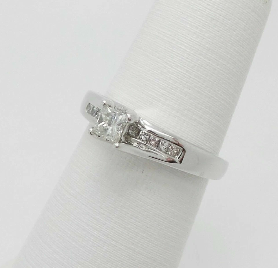 1/2CT NATURAL PRINCESS DIAMOND  ENGAGEMENT WEDDING BRIDAL RING 14K WHITE GOLD - Image 2 of 4