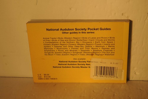 National Audubon Society Pocket Guide, Familiar Birds of North America Bird book - Picture 3 of 3
