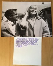 May Britt & Sammy Davis jr. PORTRAIT Pressefoto