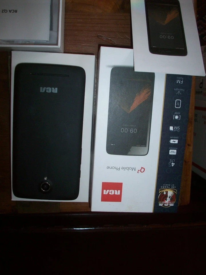 RCA Q2 Android 9.0 Pie 5.0" HD 4G LTE 16GB 8MP 5MP Dual Sim Unlocked non working - Image 2 of 4