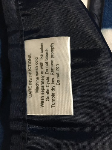 CVS Family Fun Fleece Picnic Blanket Blue 50" X 60" - Picture 6 of 6