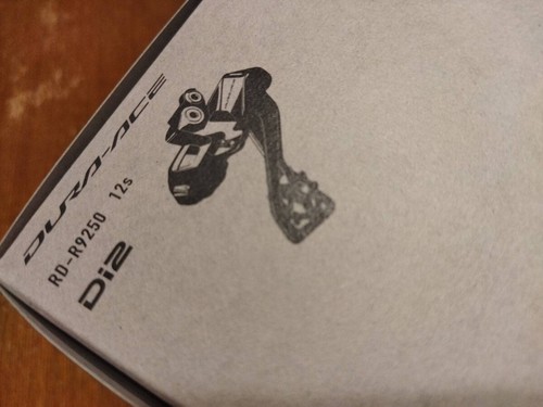 NEW SHIMANO RD-R9250 Di2 Rear Derailleur 12 Speed Wireless Rear Derailleur JAPAN - Picture 9 of 10