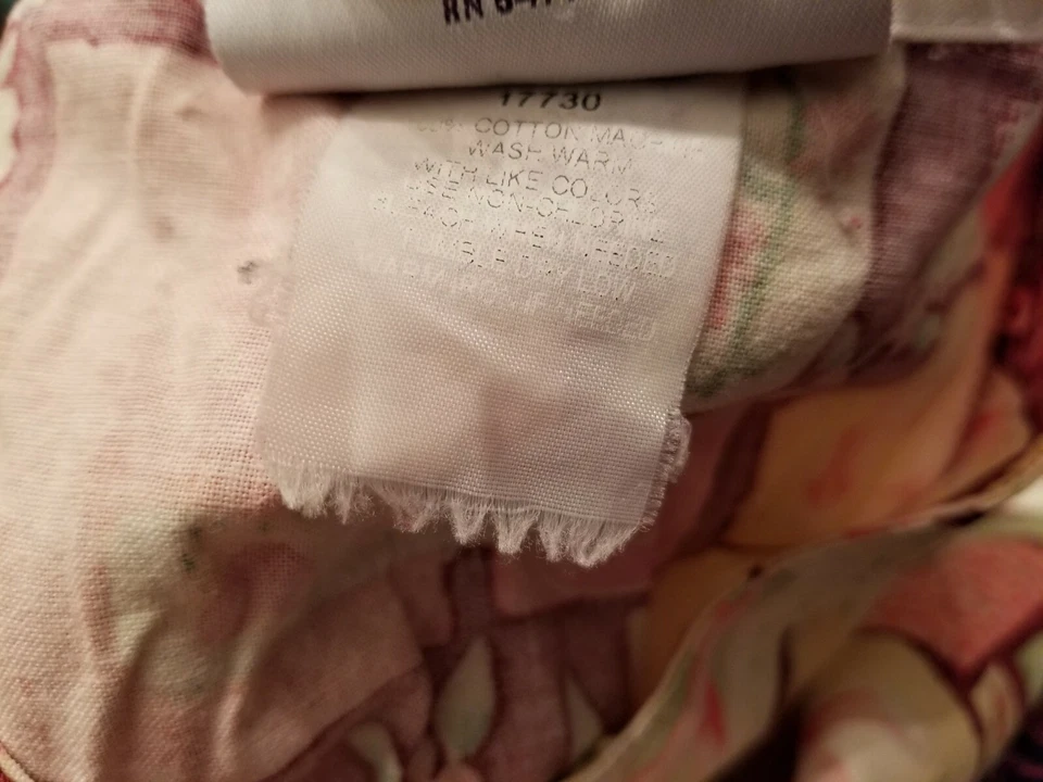 Peaches Womens Scrub Shirt Size M L XL Medium Large Cancer Ribbon Hearts Floral - Image 3 of 4