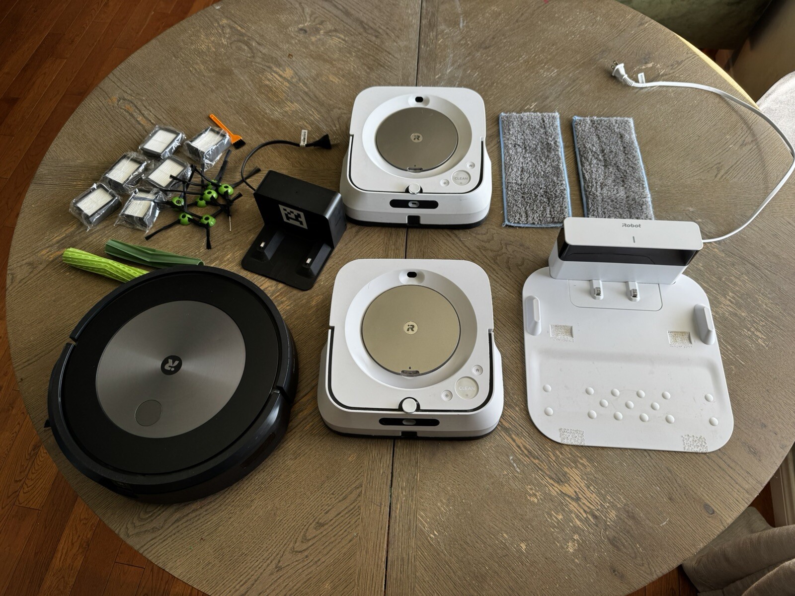 iRobot Roomba J7 Combo With Braava M6