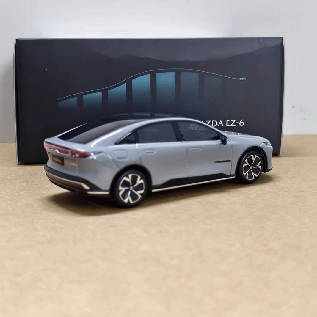 新品未開封　1/43 MAZDA6　マツダ6　モデルカー 1/43 Scale MAZDA EZ-6 Grey Diecast Car Model Toy Collection Gift