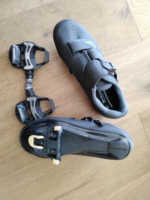 Shimano Rennrad Schuh mit passender SPD-SL Klickpedale, Neuwertig.