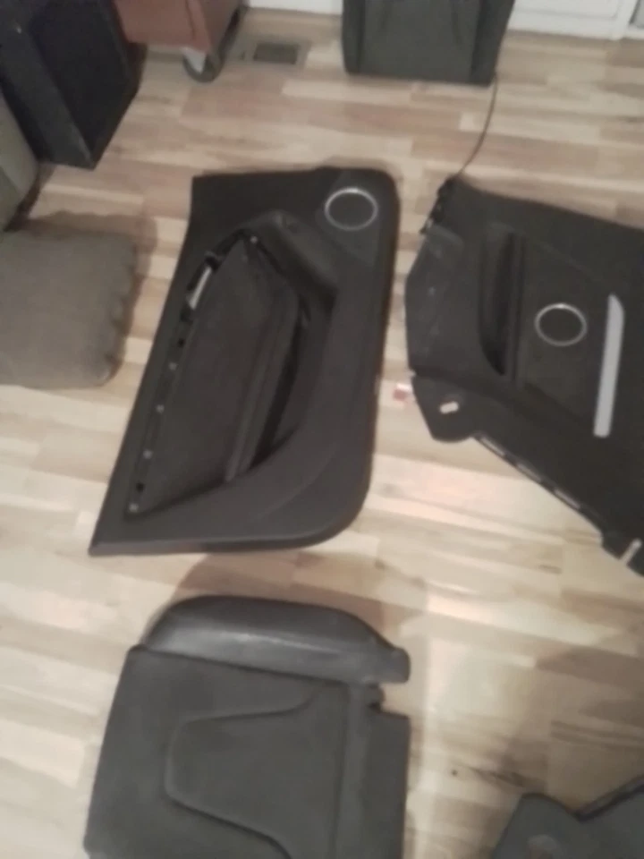 Задние сиденья и дверные панели для Audi A5 - Изображение 3 из 4