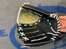 NEW - Wilson Siren A500 Fastpitch Softball Glove LHT 12.5"