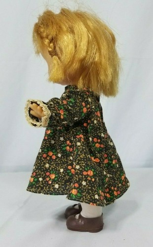 VINTAGE JOINTED 10" HARD PLASTIC DOLL A CUTE LITTLE PLAYMATE from TAIWAN - Foto 4 di 9