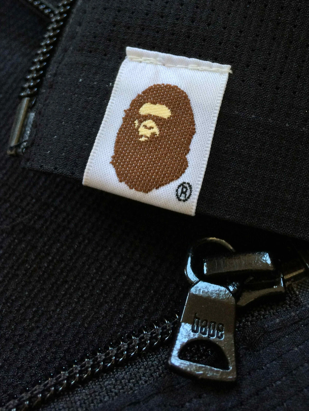 A BATHING APE (BAPE) Giacca a vento Bape WGM Shark Mesh