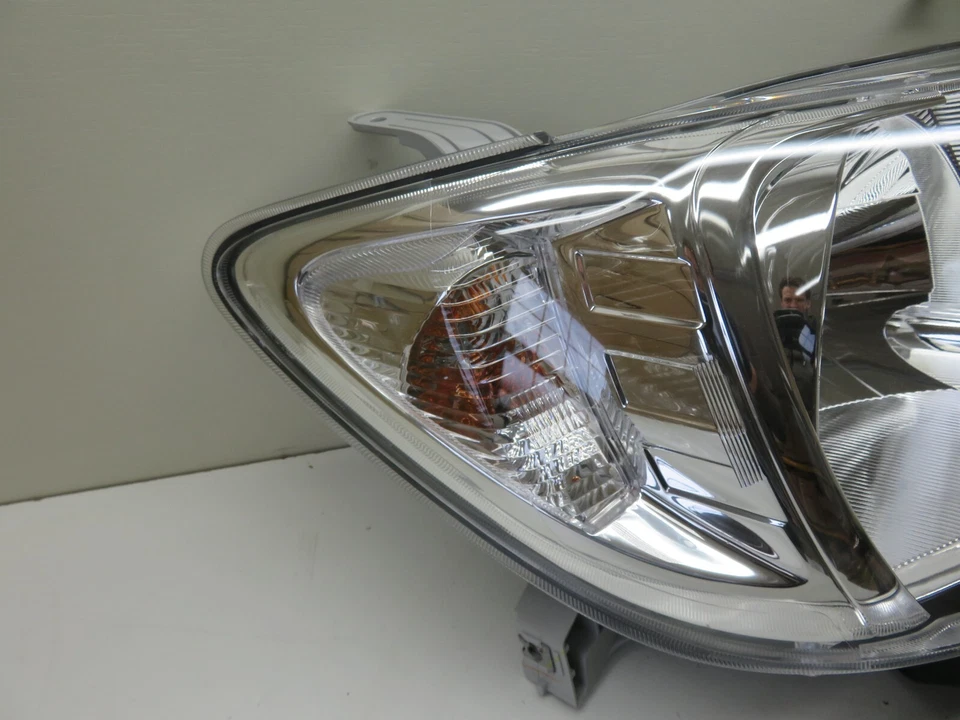 OS DRIVER SIDE HEADLIGHT FOR TOYOTA HILUX 81110-0K180 2009-2015 - Image 3 of 4