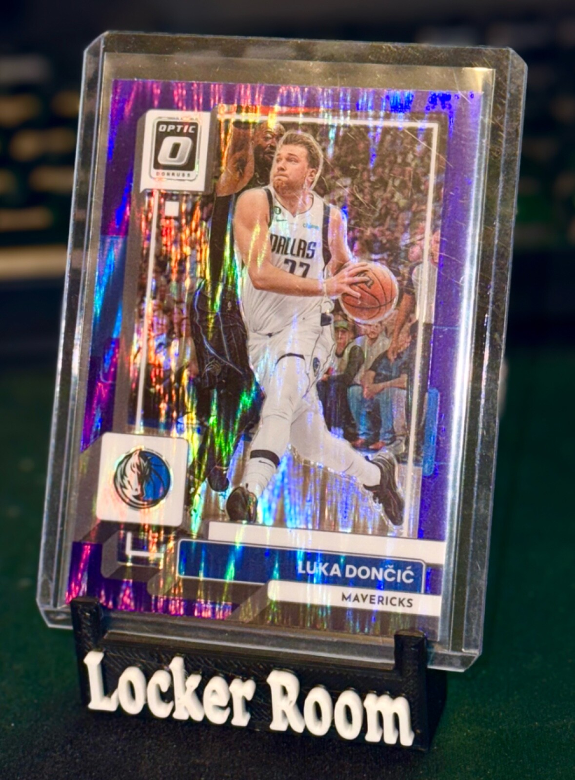 2022-23 Donruss Optic Purple Shock Prizm #160 Luka Doncic Mavericks