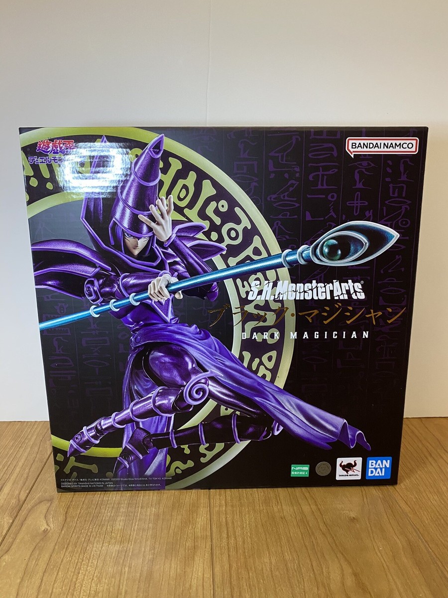 BANDAI S.H.MonsterArts Yu-Gi-Oh Dark Magician Action Figure