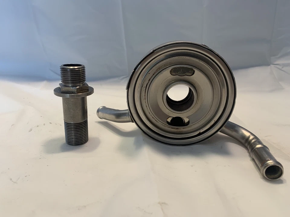 Enfriador de aceite OEM 2002-2007 Nissan Murano Quest Máxima Altima Foto 2 de 3