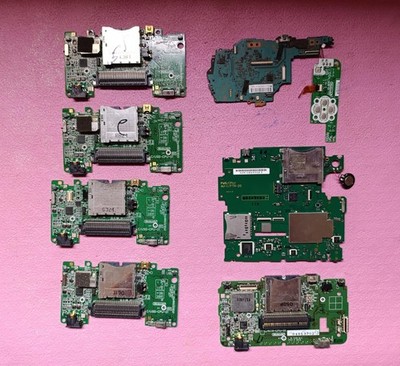 Lot of 7 Nintendo DS / 2DS / 3DS XL & Sony PSP Motherboards