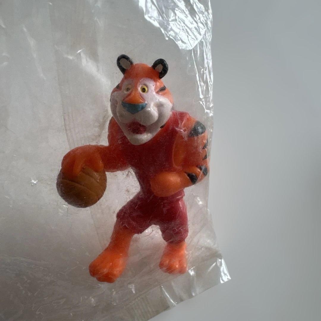 Striped Figure Kellogg Character Figure Tony the Tiger Basketball | eBay
