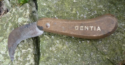 Couteau serpette à greffer Gentia manche bois manche 13cm bon état - Photo 1/3