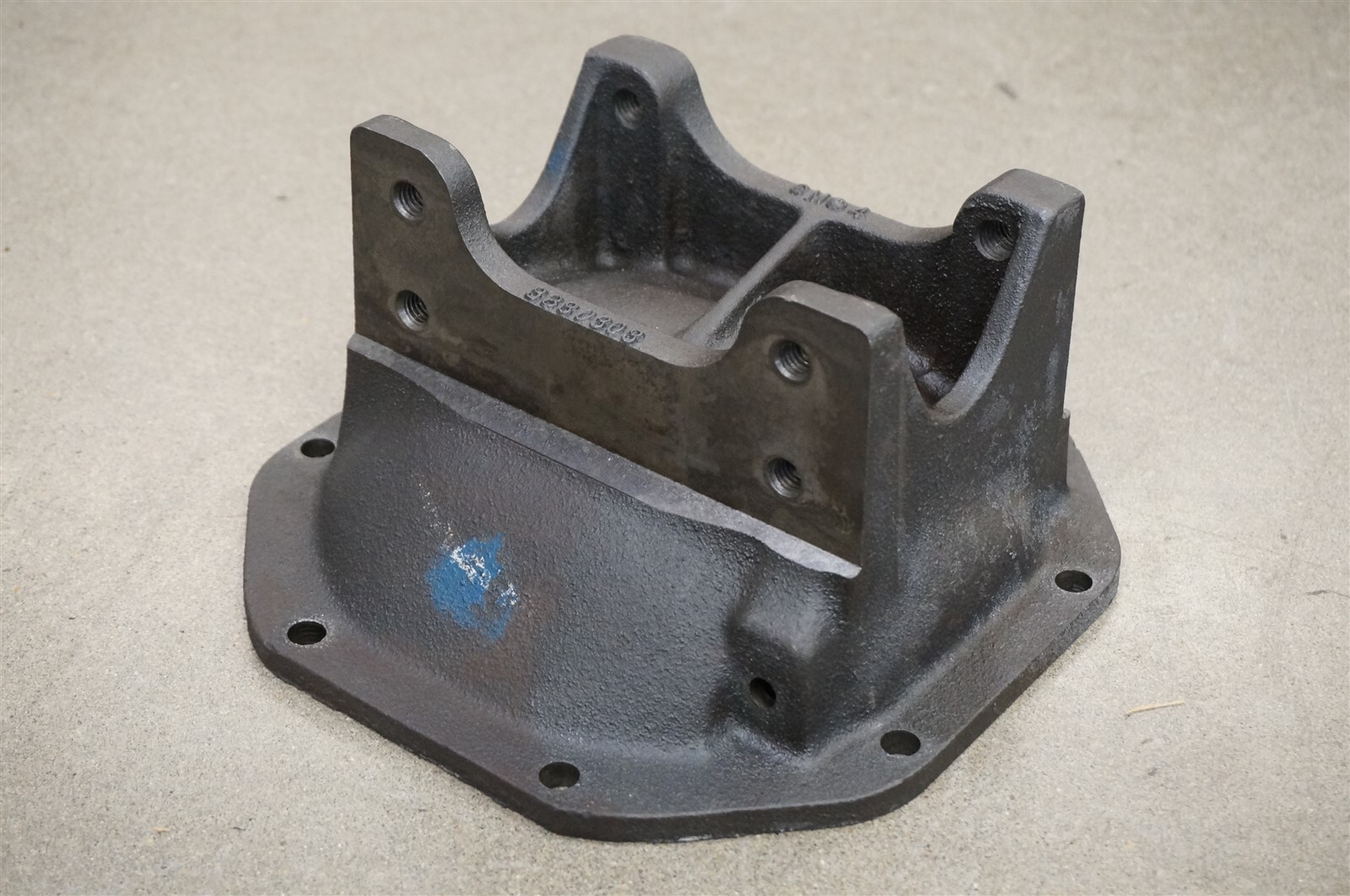 OEM 196364 Corvette Rear End Differential Cover Mount Posi Positraction 3830303 eBay