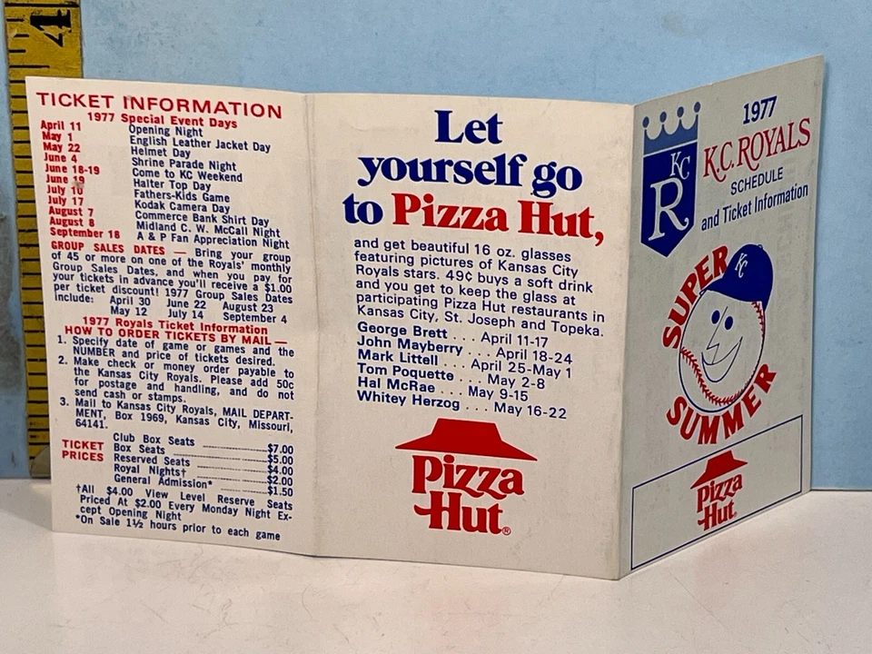 1977 Kansas City Royals Super Summer Baseball Schedule Pizza Hut - Image 3 of 3