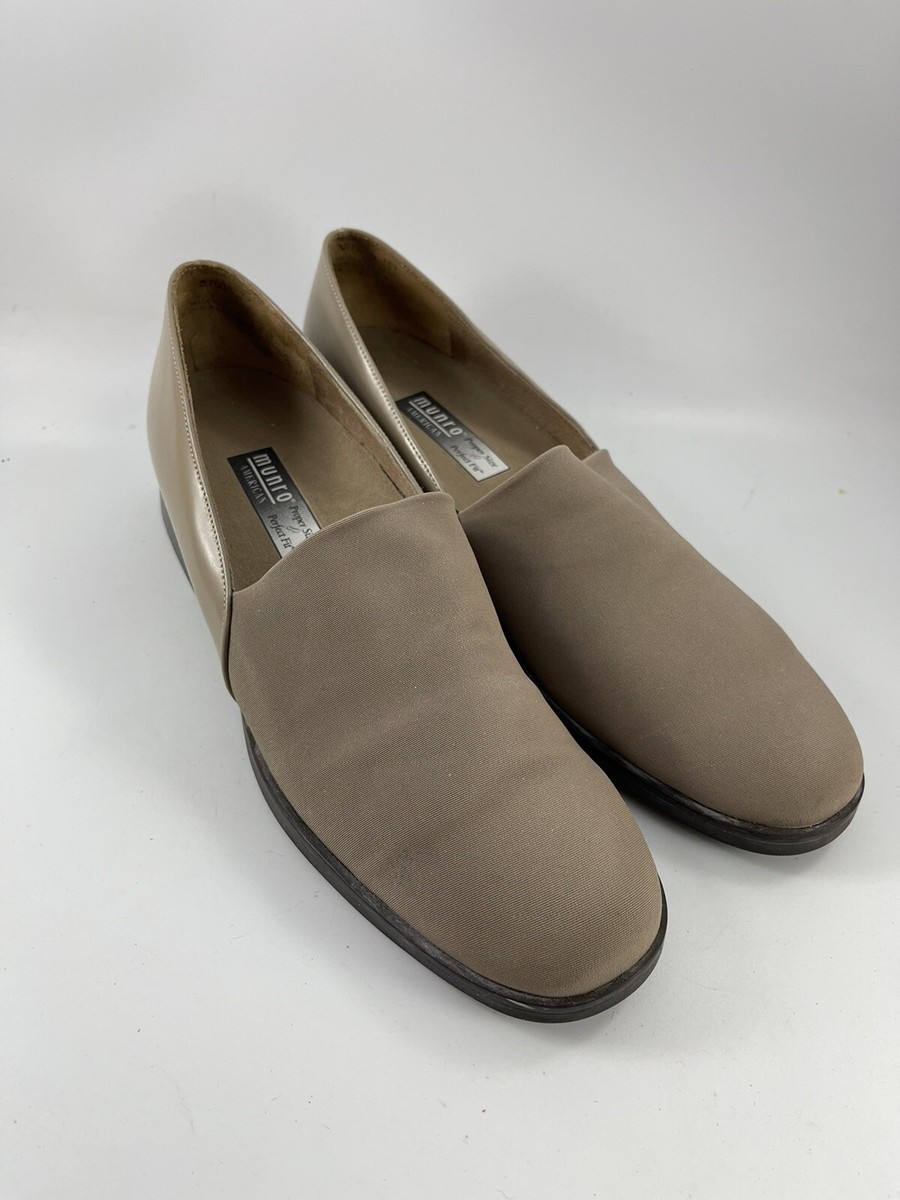 Munro American Beige Taupe Slip On Loafers Shoes Size 7SS 