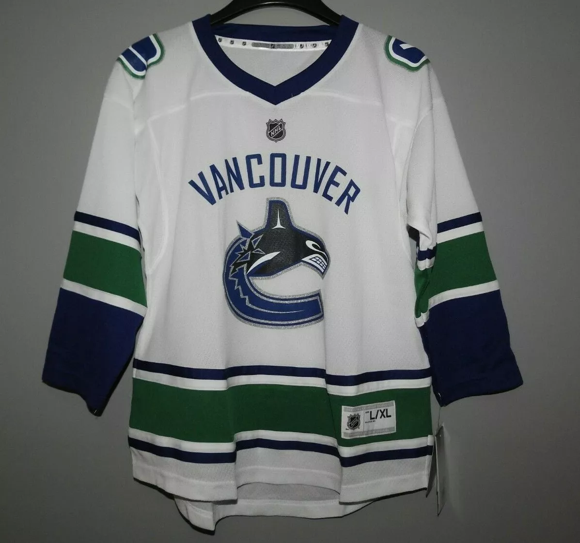 NHL Vancouver Canucks Hockey Jersey New Youth L/XL MSRP $65 | eBay NHL Vancouver Canucks Hockey Jersey New Youth L/XL MSRP $65 | eBay